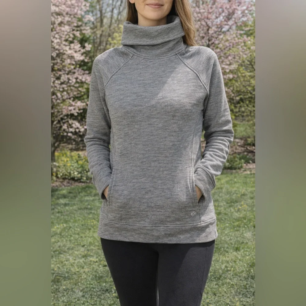 Lululemon Athletica Cowl Neck Pullover Heather Grey Black Cozy Funnel Neck